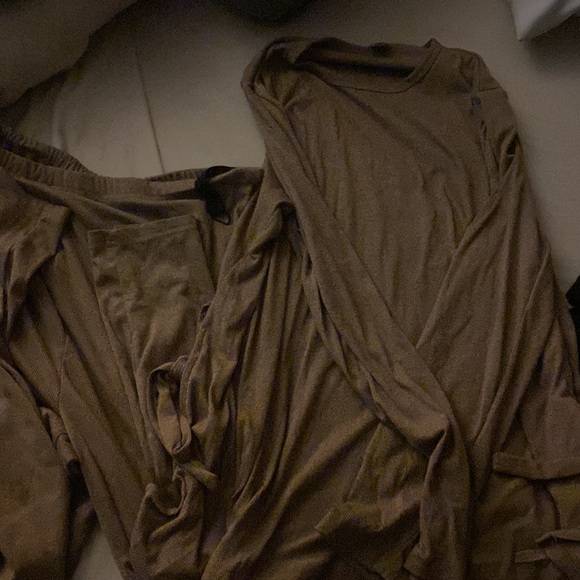 Maternity lot please look at all the photos. - Picture 3 of 9